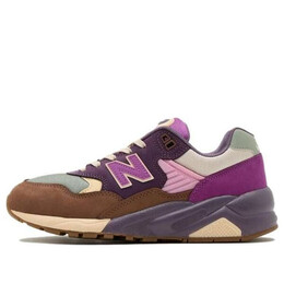 New Balance: Фиолетовые кроссовки 