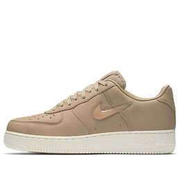Nike: Бежевые кроссовки  Air Force 1 Low