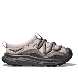 Hoka One One: Коричневые кроссовки 