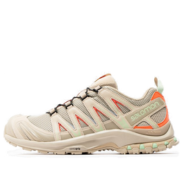 Salomon: Белые кроссовки 