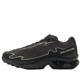 Salomon: Чёрные кроссовки 
