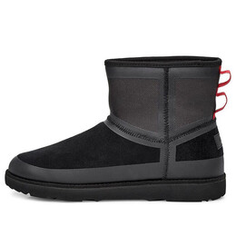 UGG: Чёрные ботинки 