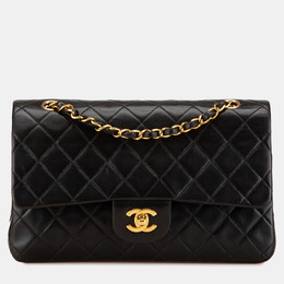 Chanel: Чёрная сумка 