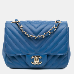 Chanel: Голубая сумка 