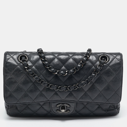 Chanel: Чёрная сумка 