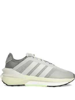 adidas: Светлые кроссовки 