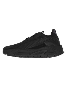 PUMA: Чёрные кроссовки 
