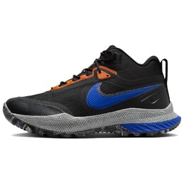 Nike: Светлые кроссовки 