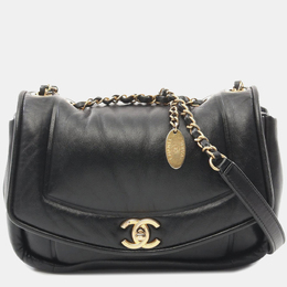 Chanel: Чёрная сумка 