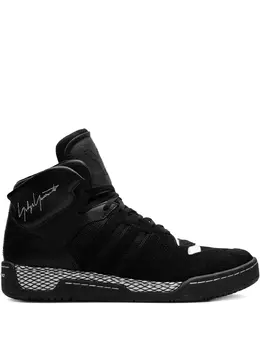 Y-3: Чёрные кроссовки 