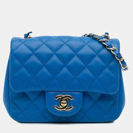 Chanel: Голубая сумка 