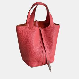 Hermes: Красная сумка 