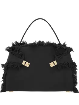 Ferragamo: Чёрная сумка 