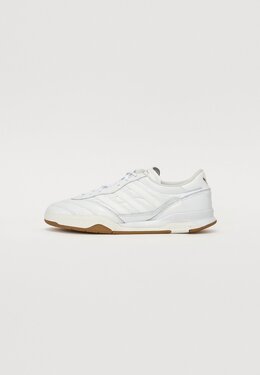 Adidas Originals: Белые кроссовки 