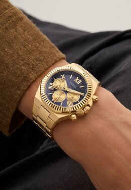 GUESS: Часы 