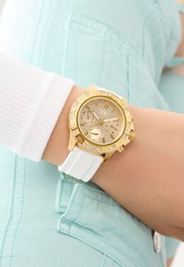 GUESS: Часы 
