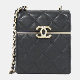 Chanel: Чёрный клатч 