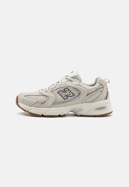 New Balance: Кеды 