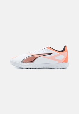 PUMA: Белые кроссовки  Ultra