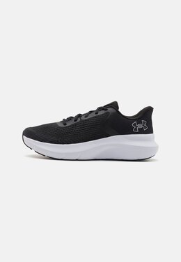 Under Armour: Чёрные кроссовки  Charged Rogue