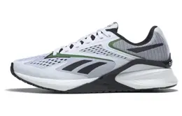 Reebok: Кроссовки 