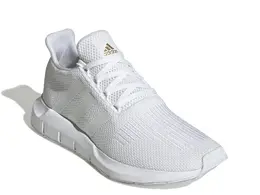 Adidas: Белые кроссовки  Swift Run