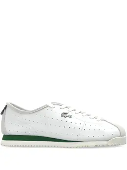 Lacoste: Белые кроссовки 