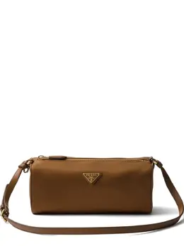 Prada: Коричневая сумка 