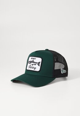 NEW ERA: Тёмная кепка 