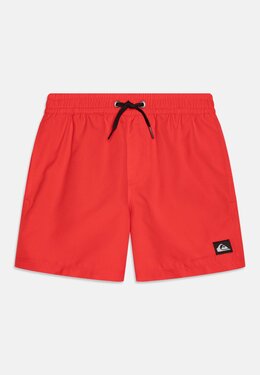 Quiksilver: Красные шорты 