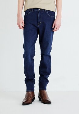 Wrangler: Зауженные джинсы  Larston