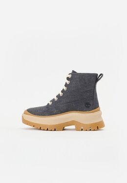 Timberland: Тёмные ботинки 