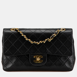 Chanel: Чёрная сумка 