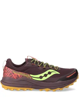 Saucony: Бордовые кроссовки 