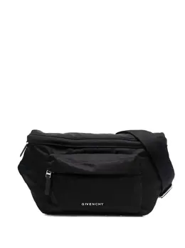 Givenchy: Чёрная сумка 