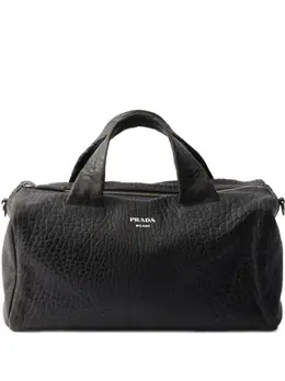 Prada: Чёрная сумка 