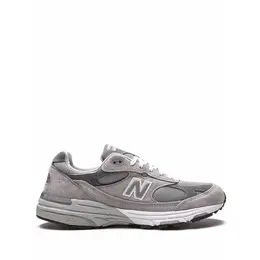 New Balance: Серые кроссовки 