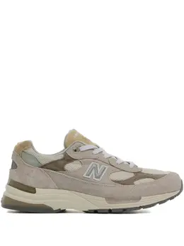 New Balance: Бежевые кроссовки  992