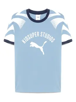 PUMA: Светлая футболка  Kidsuper