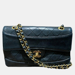 Chanel: Чёрная сумка 
