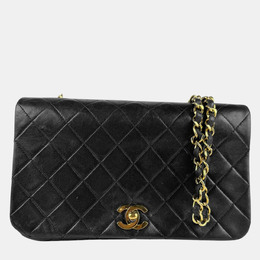 Chanel: Чёрная сумка 
