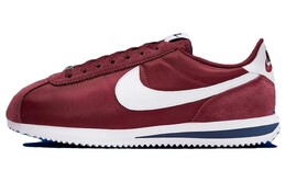 Nike: Красные кроссовки  Cortez