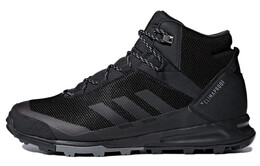 Adidas: Чёрные кроссовки  Terrex