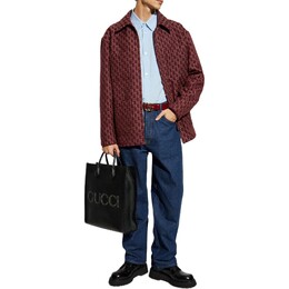 Gucci: Красная куртка 