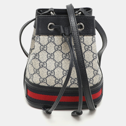 Gucci: Голубая сумка  GG Supreme