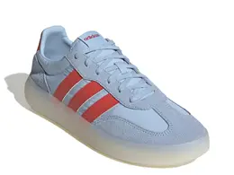 Adidas: Светлые кроссовки 