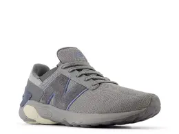 New Balance: Серые кроссовки  Fresh Foam