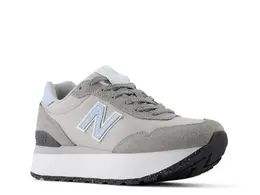 New Balance: Светлые кроссовки 