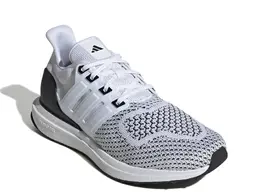 Adidas: Белые кроссовки 