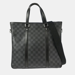 Louis Vuitton: Чёрная сумка-шоппер 